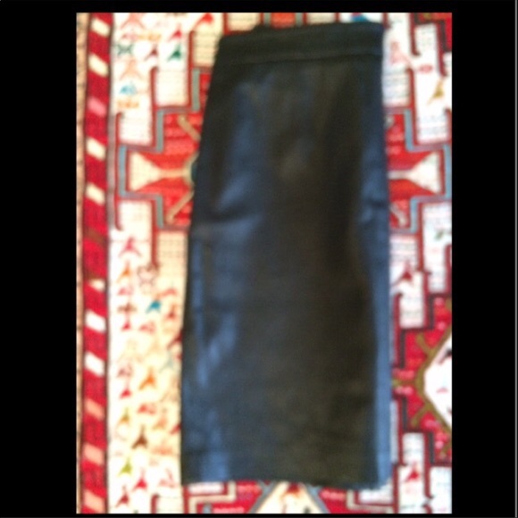 Designer Beautiful leather skirt soft real leather - Picture 4 of 5